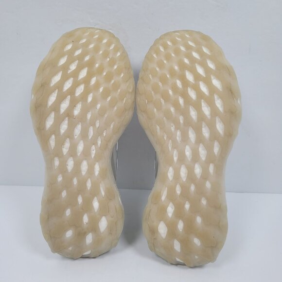 Adidas Ultraboost Wed DNA Women's White Running Shoes GY8081 US Size 6.5 - Picture 7 of 8